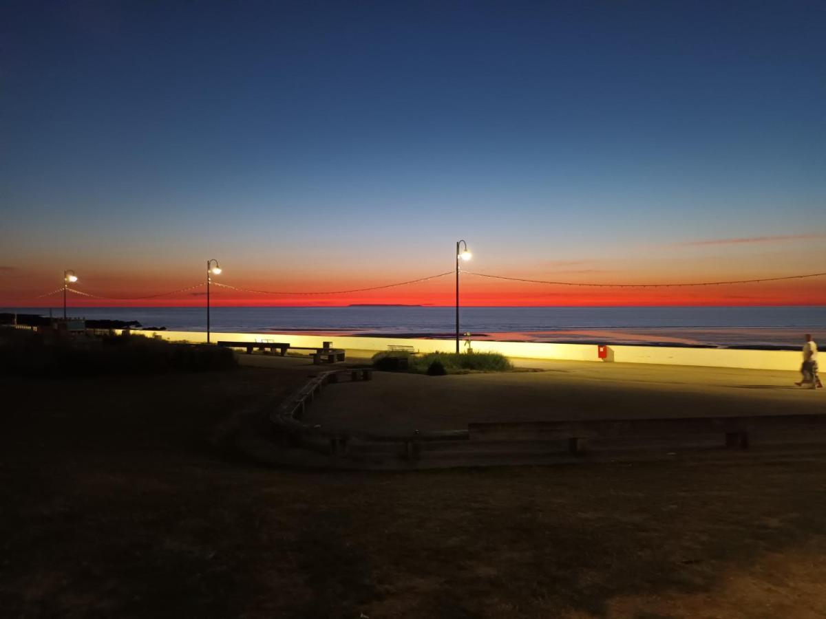 Contemporary One Bed Studio. Sea Views And Parking Westward Ho!  Exteriér fotografie
